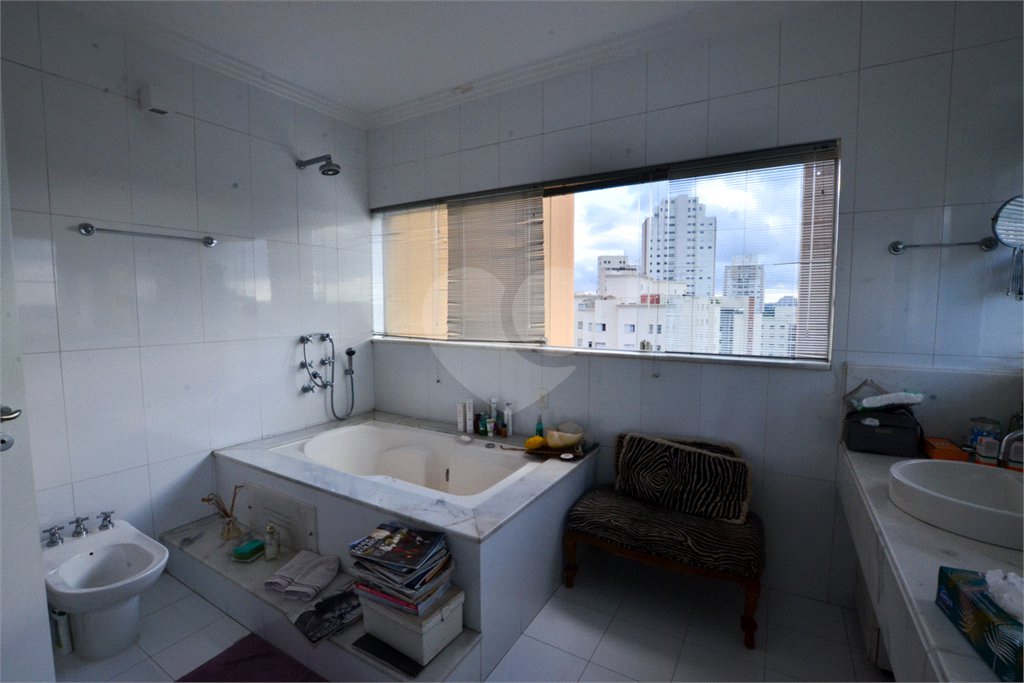 Cobertura à venda com 4 suítes em Vila Suzana, São Paulo, SP