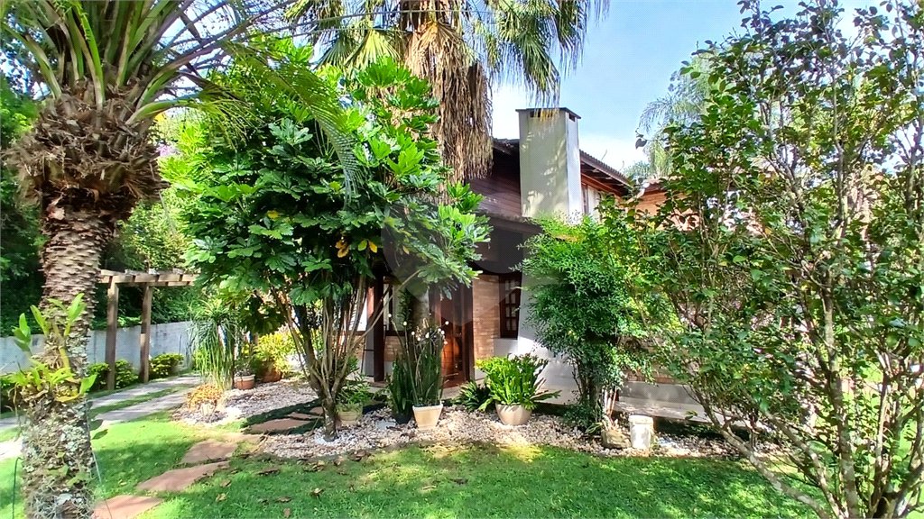 Casa à venda com 4 suítes no condomínio Sausalito, Mairiporã - SP