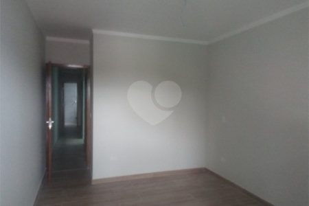 Sobrado à venda com 3 quartos, sendo 1 suíte, em Vila Mazzei, São Paulo, SP