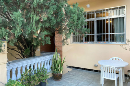 Sobrado à venda com 3 quartos, sendo 1 suíte, em Chora Menino, São Paulo, SP