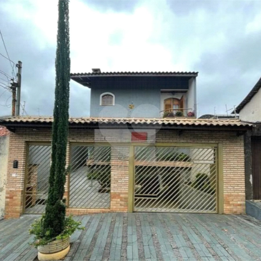 Sobrado à venda com 4 quartos, sendo 2 suítes, em Vila Maria Alta, São Paulo, SP