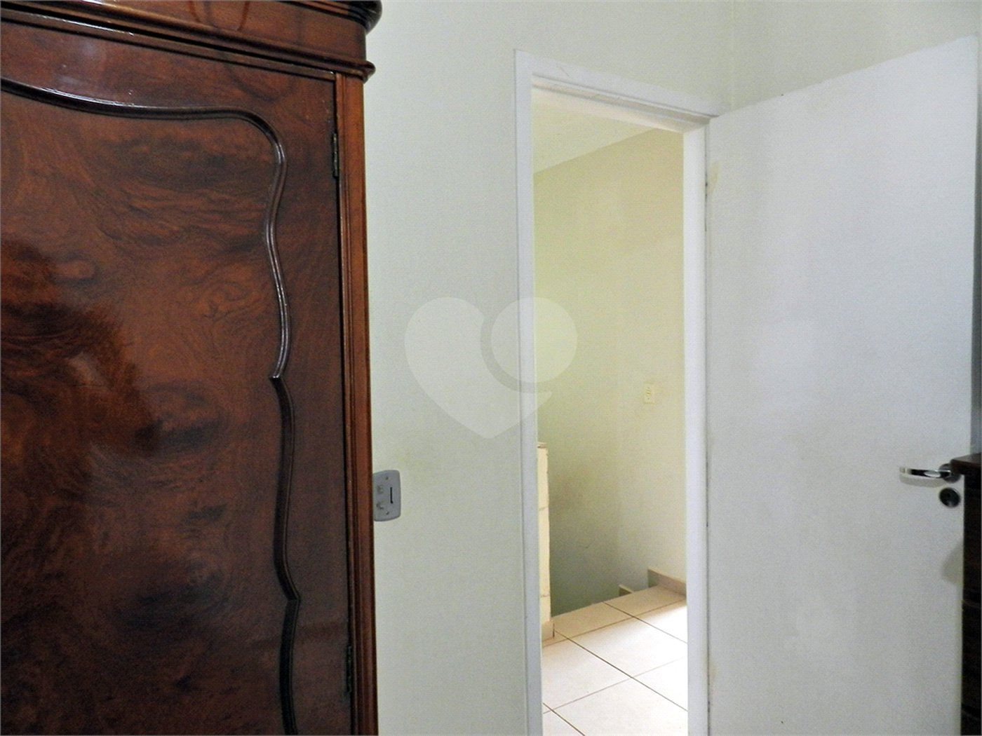 Casa à venda com 4 quartos, sendo 2 suítes,  no condomínio Evidence Resort, Ribeirão Preto - SP