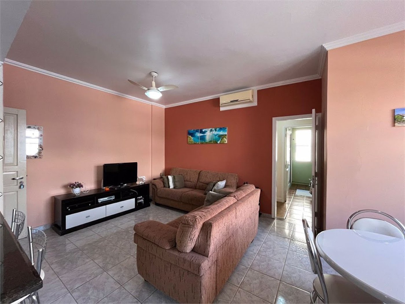 Apartamento Residencial à venda, Jardim Virginia, Guarujá - AP0424.
