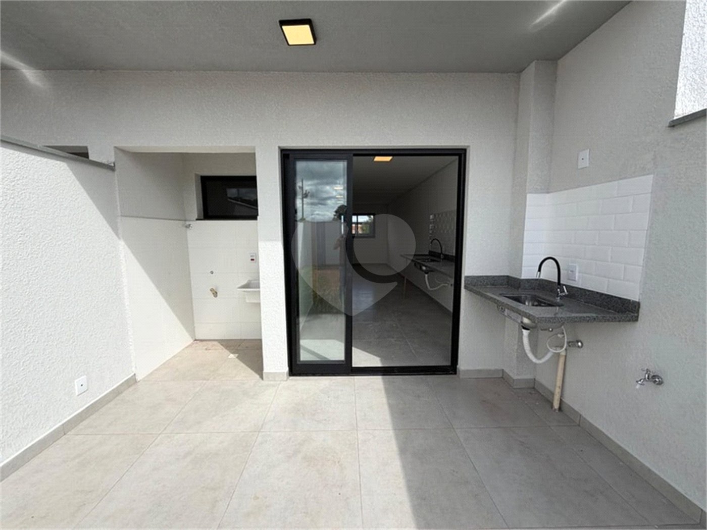 Casa de Vila à venda com 2 suítes em Jardim Novo Horizonte, Sorocaba, SP