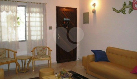 Sobrado à venda com 4 quartos, sendo 1 suíte,  em Vila Nivi, São Paulo, SP