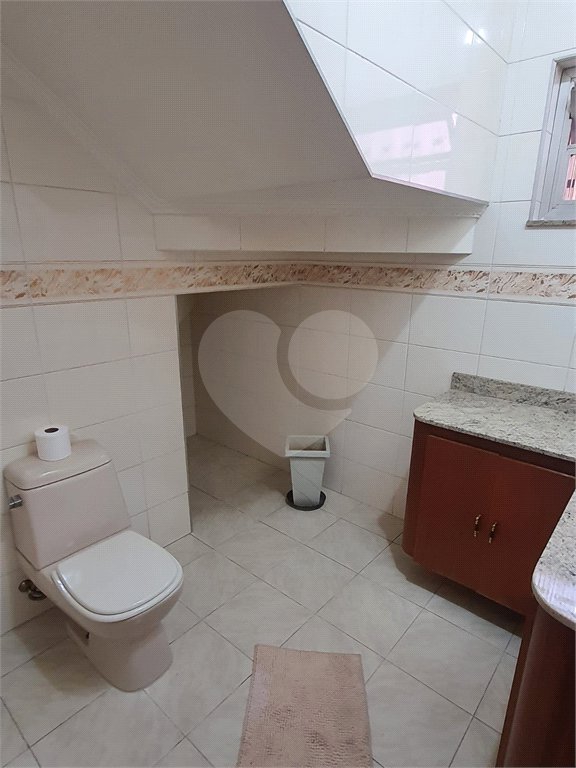 Sobrado à venda com 4 quartos, sendo 1 suíte, em Vila Pereira Barreto, São Paulo, SP