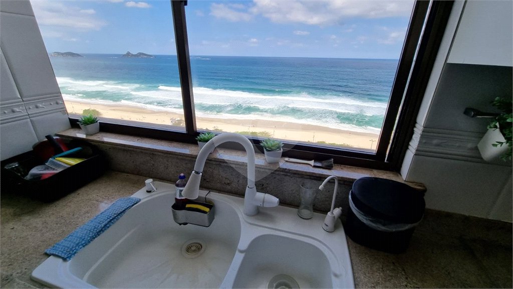 Apartamento à venda com 4 quartos, sendo 2 suítes, em Barra da Tijuca, Rio de Janeiro, RJ