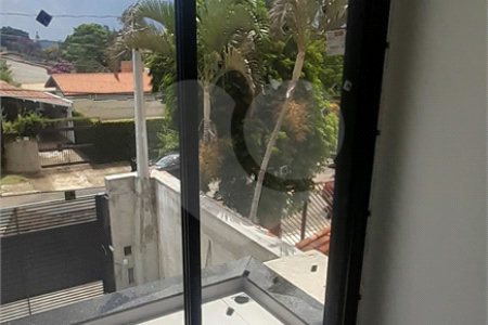 Sobrado à venda com 3 suítes em Loteamento Loanda, Atibaia, SP