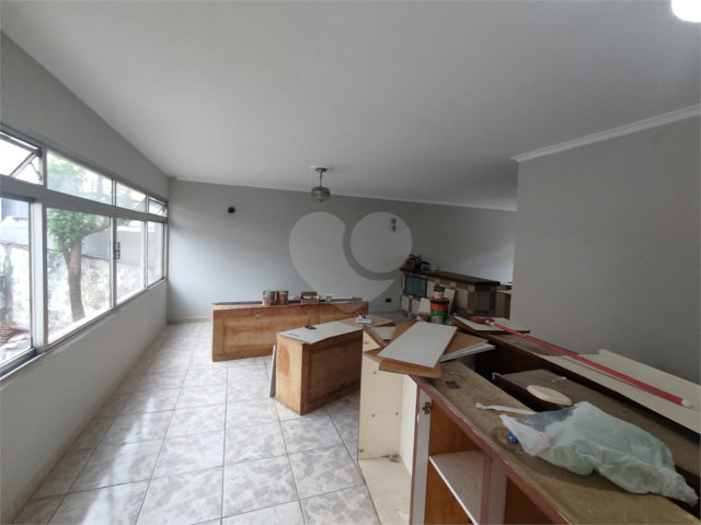 Casa à venda ou para alugar com 3 suítes em Santana, São Paulo, SP
