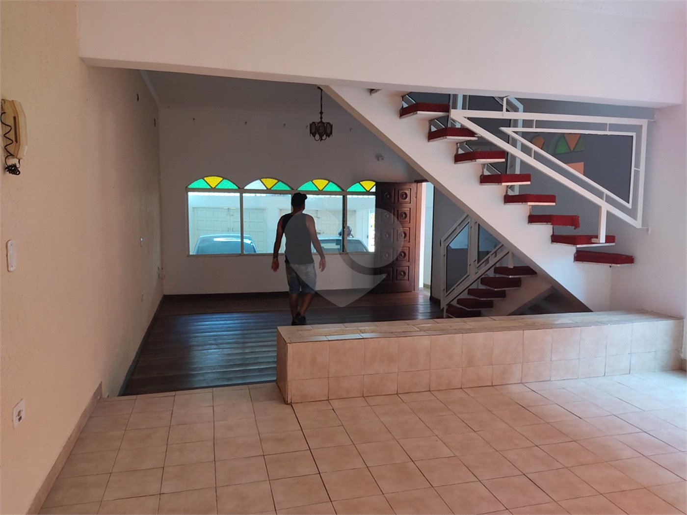 Sobrado à venda com 4 quartos, sendo 1 suíte, em Cidade Jardim Cumbica, Guarulhos, SP