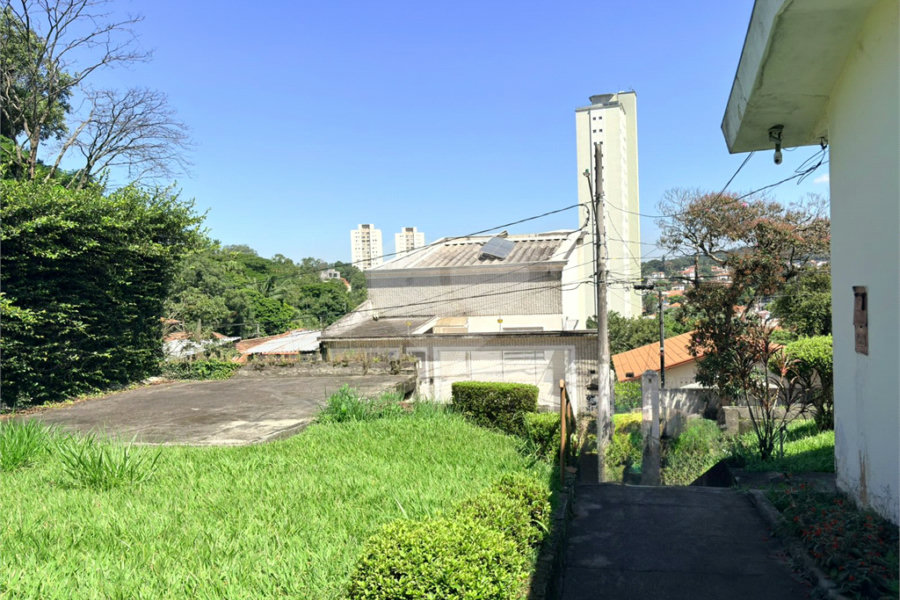 Casa Térrea à venda com 3 quartos, sendo 1 suíte, em Jardim Floresta, São Paulo, SP