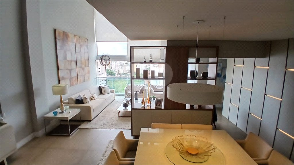 Apartamento à venda com 3 suítes em Jardim Fonte do Morumbi, São Paulo, SP