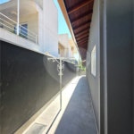 Casa à venda com 3 quartos, sendo 1 suíte, no condomínio Residencial Jardim das Palmeiras, Vinhedo - SP