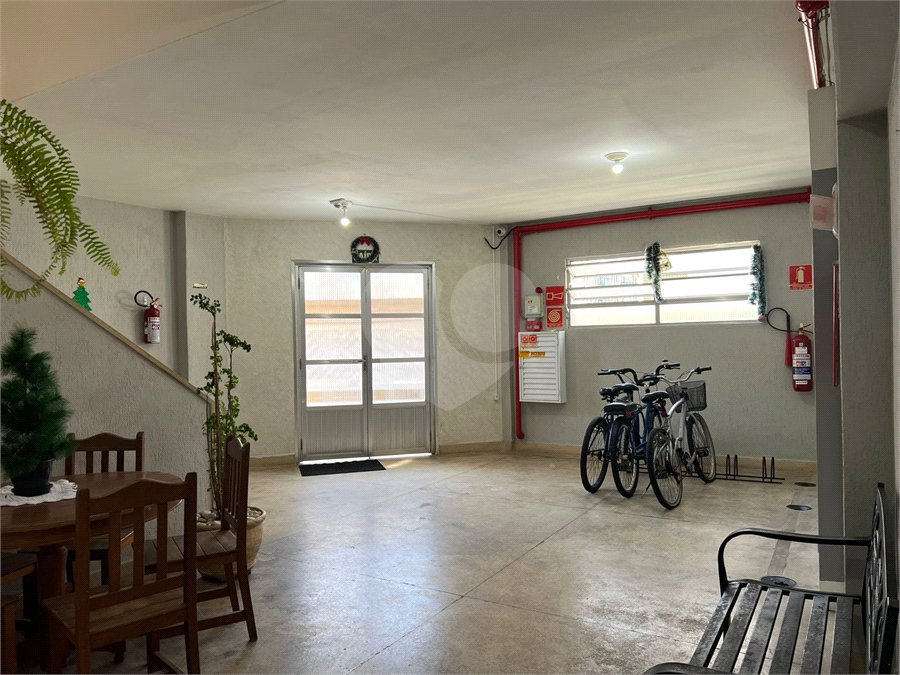 Apartamento à venda com 1 quarto em Guilhermina, Praia Grande, SP