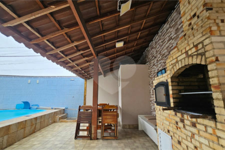Triplex à venda com 3 quartos, sendo 2 suítes, em Campo Grande, Rio de Janeiro, RJ