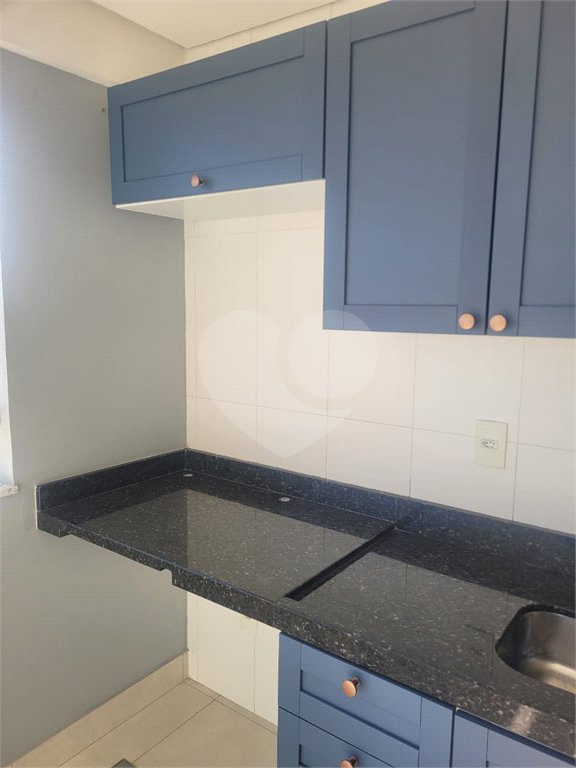 Apartamento à venda com 2 quartos, sendo 1 suíte, em Vila Teixeira, Salto, SP