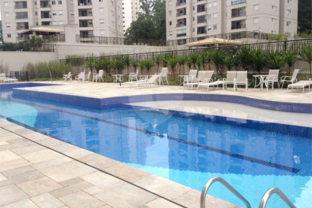 Apartamento à venda com 3 quartos, sendo 1 suíte,  em Jardim Parque Morumbi, São Paulo, SP