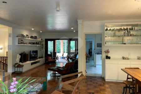 Casa à venda com 4 quartos, sendo 1 suíte, em Vila Morumbi, São Paulo, SP