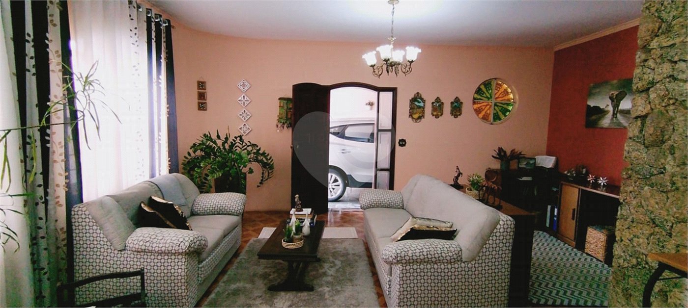 Casa Térrea à venda com 3 suítes em Jardim Prestes de Barros, Sorocaba, SP