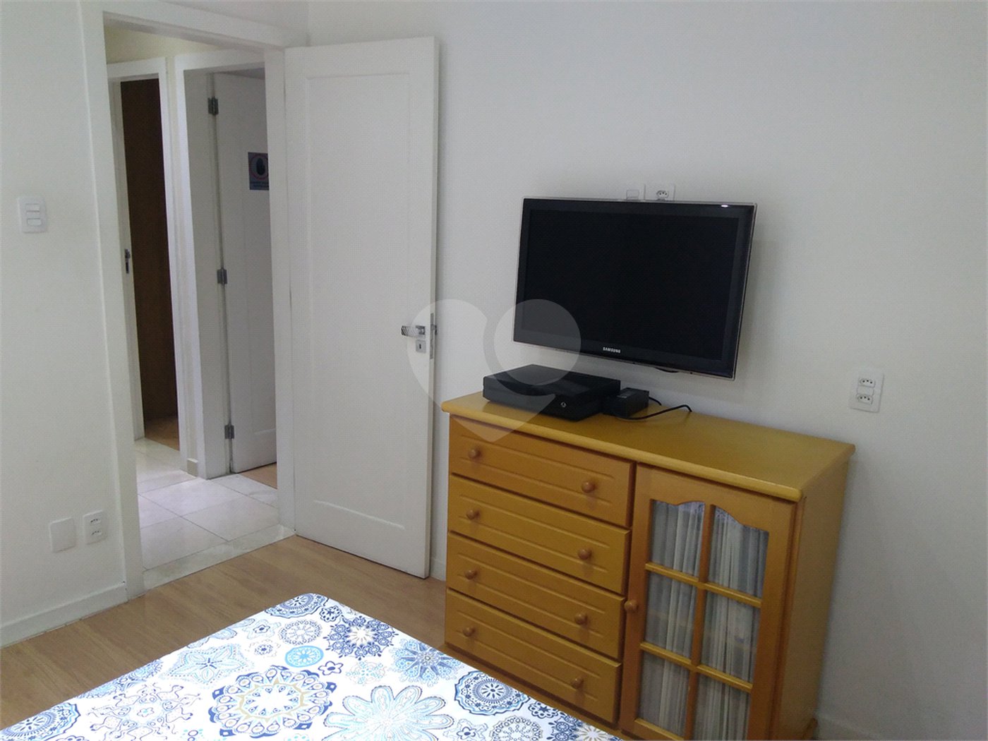 Casa à venda com 3 quartos, sendo 1 suíte,  no condomínio Conselheiro Ferraz, Rio de Janeiro - RJ