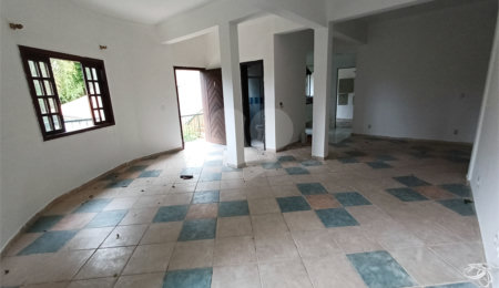 Casa para alugar com 3 quartos no condomínio Champs Elysees Village, Mairiporã - SP