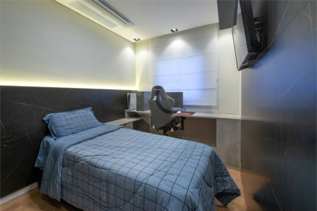 Apartamento à venda com 3 suítes em Santa Teresinha, São Paulo, SP