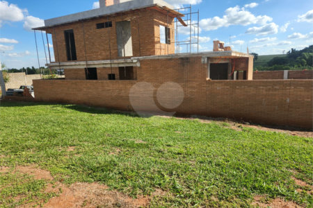 Terreno à venda no condomínio Volpi, Araraquara - SP