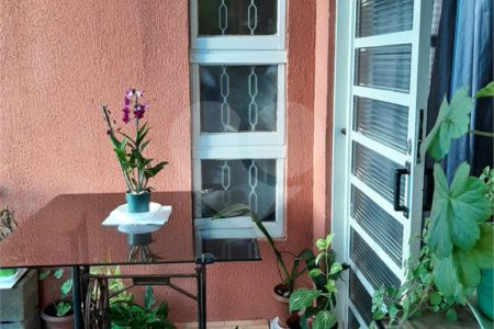 Casa à venda com 2 suítes no condomínio Portal dos Pássaros, Alambari - SP