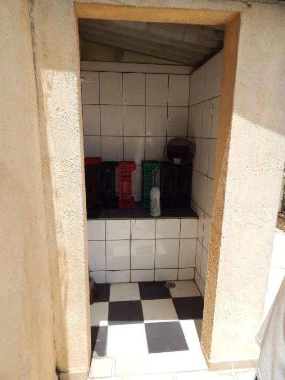 Sobrado à venda com 5 suítes em Jardim Londrina, São Paulo, SP