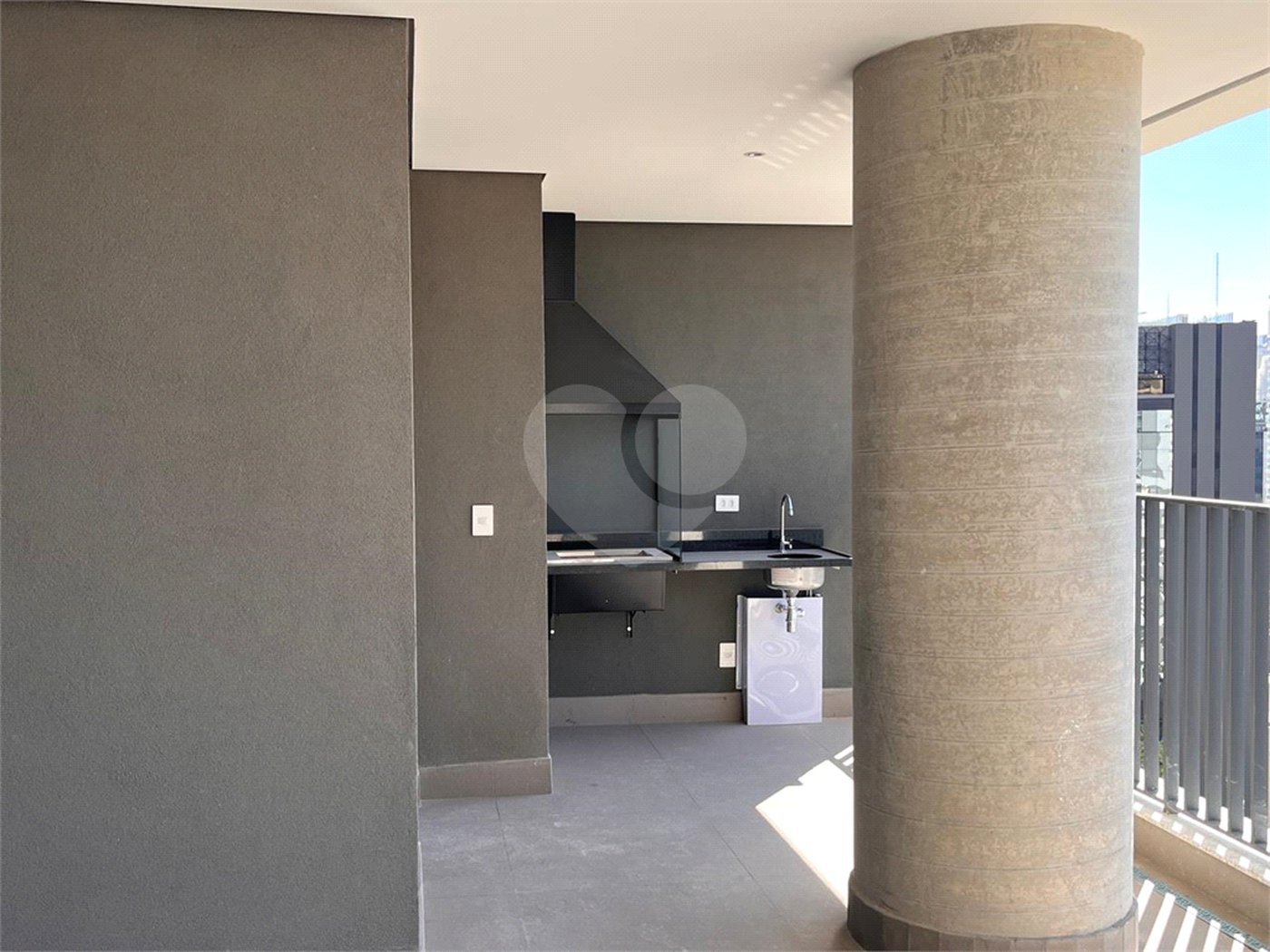 Apartamento à venda com 3 suítes em Pinheiros, São Paulo, SP