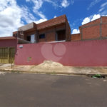 Sobrado no Jd Medeiros.