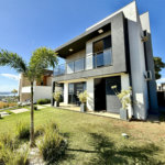 Casa à venda com 3 quartos, sendo 1 suíte,  em Terras de Santa Cristina XIII Setor Marina, Paranapanema, SP