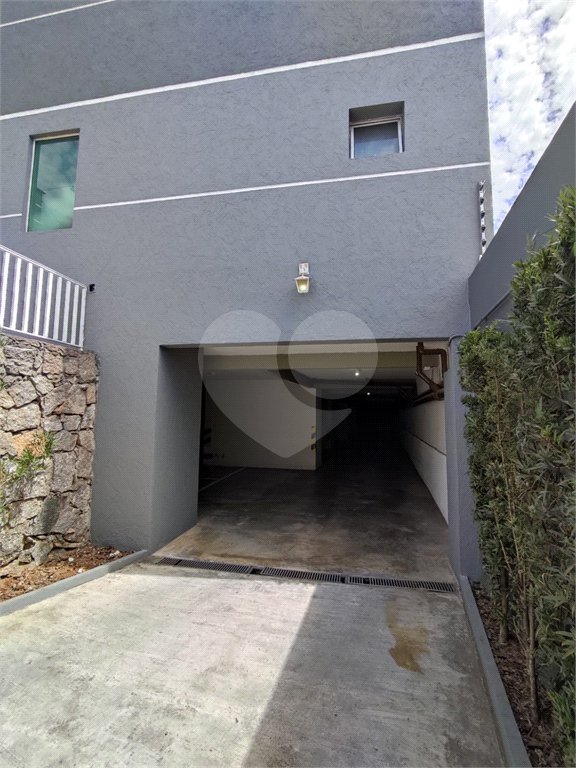 Casa à venda com 3 quartos, sendo 1 suíte, em Horto Florestal, São Paulo, SP