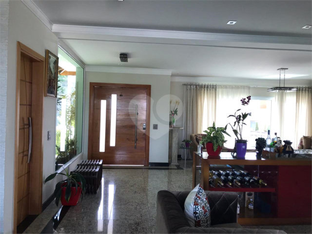 Casa à venda com 4 suítes no condomínio Mirante do Horto, São Paulo - SP