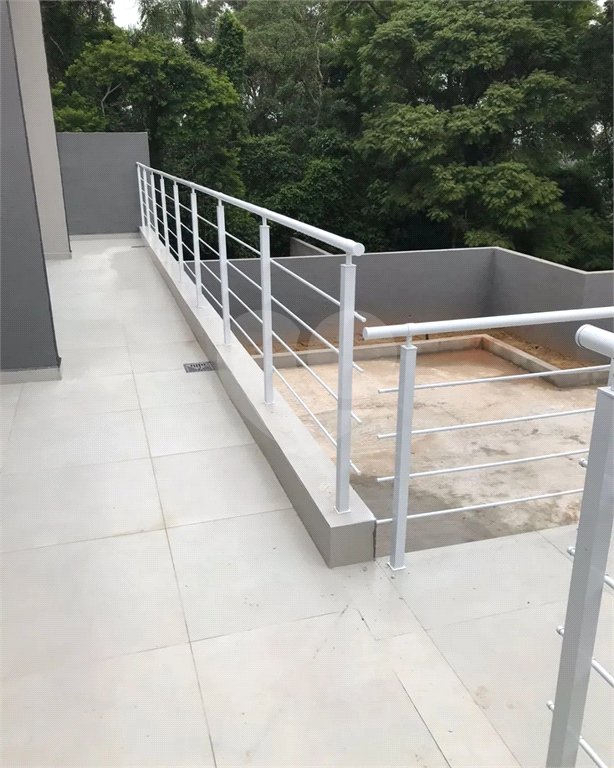 Casa Térrea à venda com 3 quartos, sendo 1 suíte, em Parque Rizzo, Cotia, SP