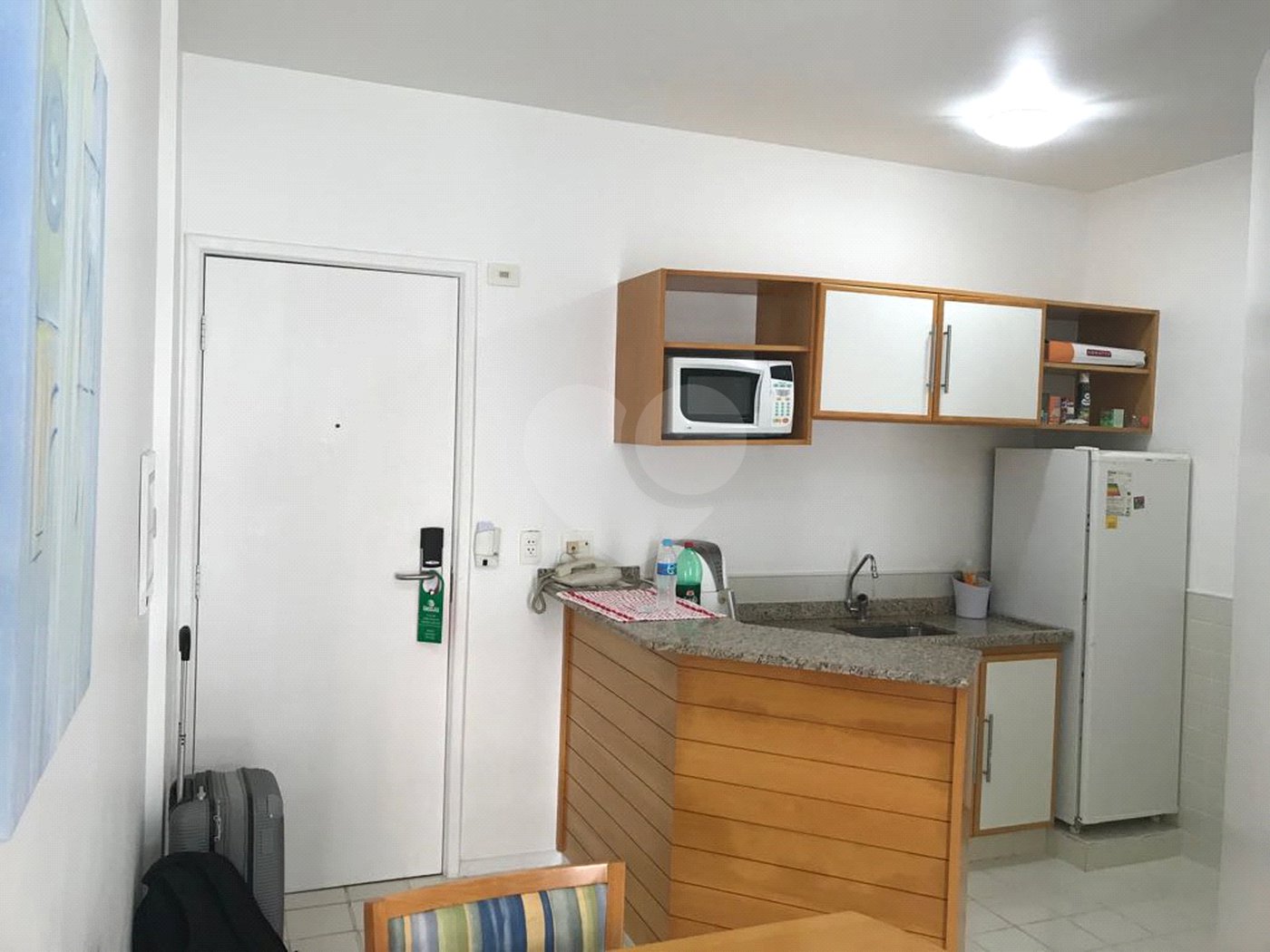 Flat à venda com 1 quarto em Riviera, Bertioga, SP
