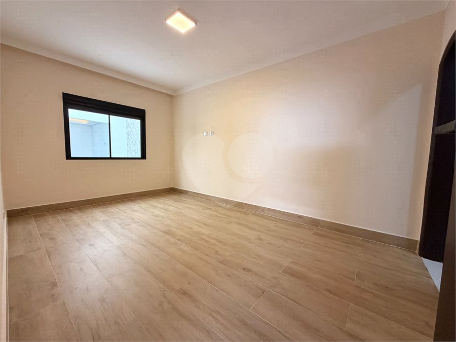 Casa à venda com 5 quartos, sendo 4 suítes, em Vila Rosália, Guarulhos, SP