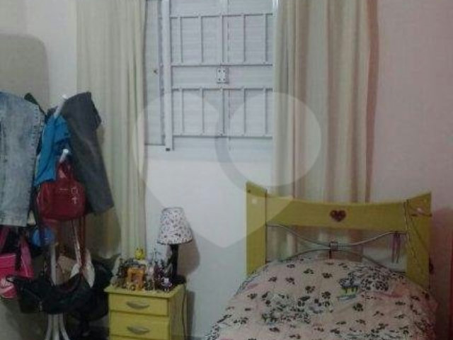 Sobrado à venda com 3 quartos, sendo 1 suíte,  em Vila Medeiros, São Paulo, SP