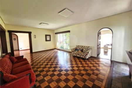 Casa Térrea à venda com 5 quartos em Jardim Petrópolis, São Paulo, SP