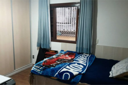 Casa à venda com 3 quartos, sendo 1 suíte, em Vila Dalva, São Paulo, SP