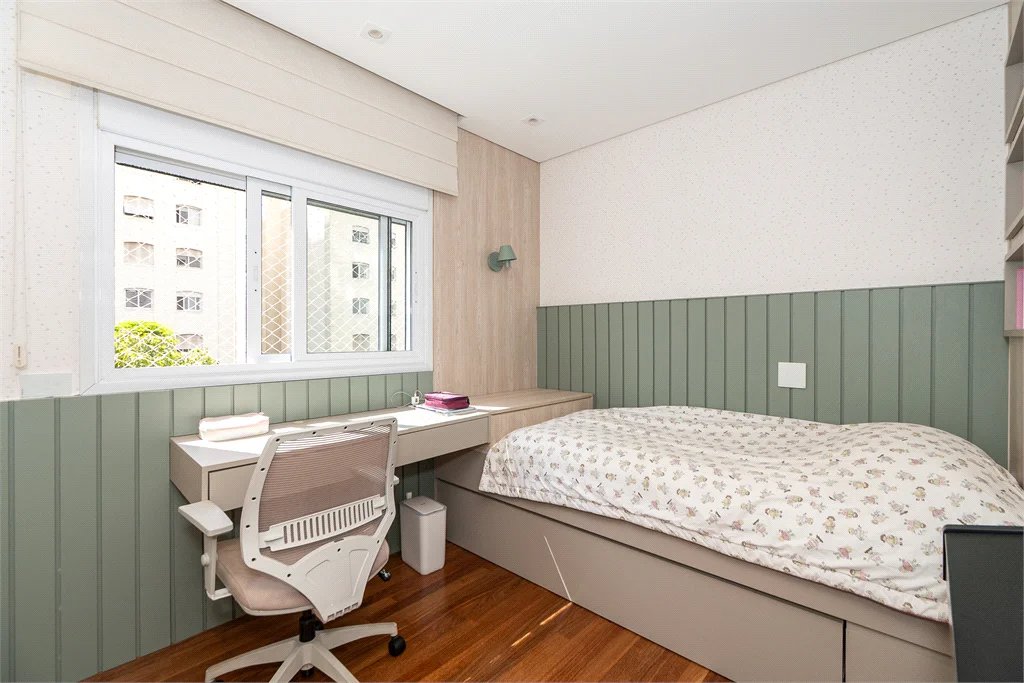 Apartamento à venda com 3 suítes em Sumarezinho, São Paulo, SP