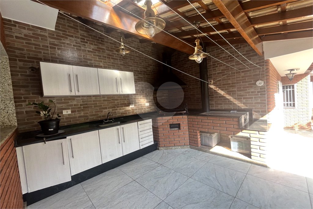 Casa à venda com 4 quartos, sendo 3 suítes, em Vila Guilherme, São Paulo, SP