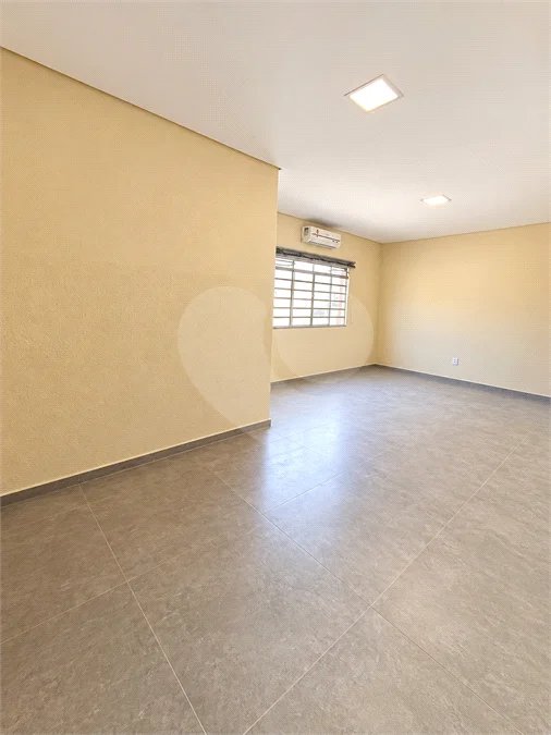 Sala comercial para locação em Vinhedo - SP