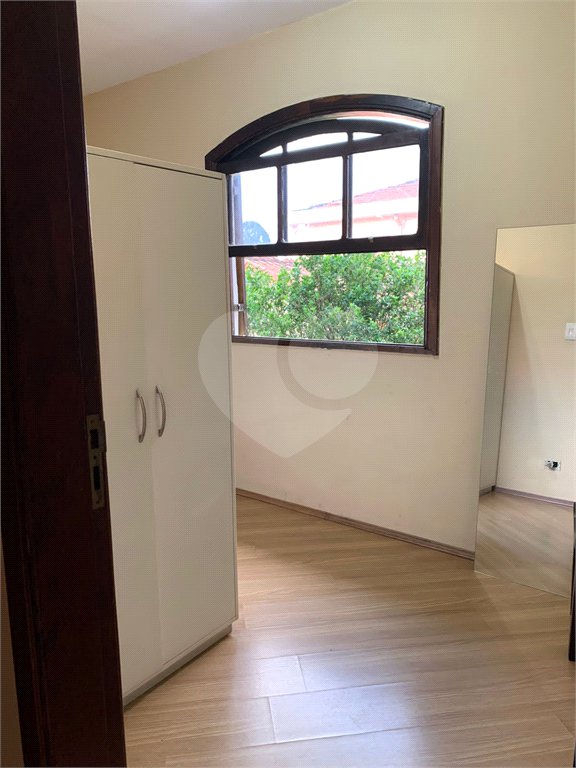 Sobrado à venda com 3 quartos, sendo 1 suíte, em Vila do Castelo, São Paulo, SP