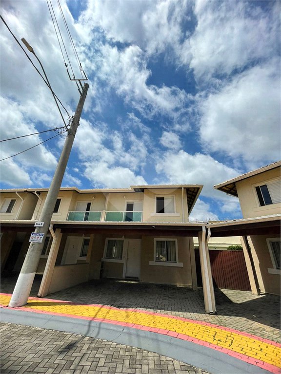Casa à venda com 3 quartos, sendo 1 suíte,  no condomínio Montpellier, Mogi das Cruzes - SP