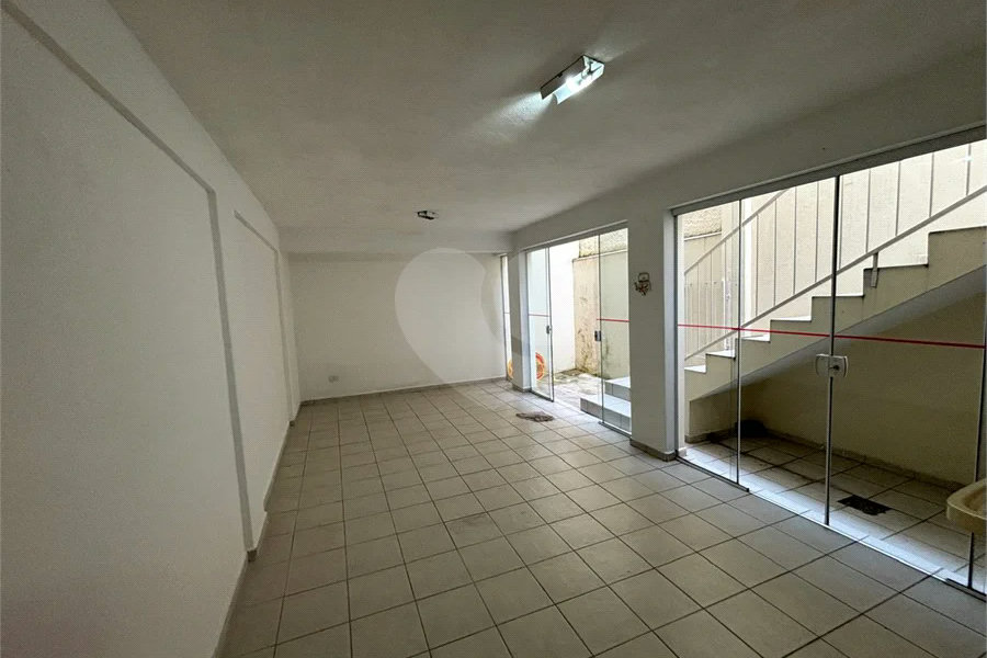 Sobrado à venda ou para alugar com 2 quartos em Vila Nova Cachoeirinha, São Paulo, SP