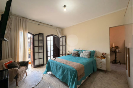 Sobrado à venda com 3 quartos, sendo 1 suíte, em Jardim Califórnia, Sorocaba, SP