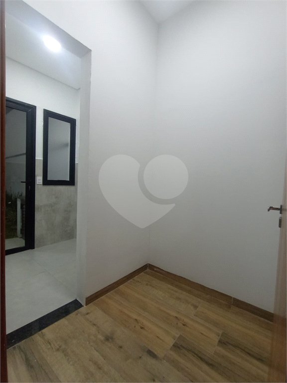 Casa à venda com 3 quartos, sendo 2 suítes, no condomínio Vila Rica, Indaiatuba - SP