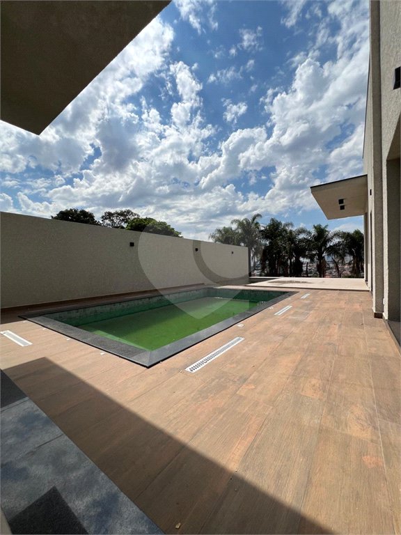 Casa à venda com 3 suítes no condomínio Spazio Design, Bragança Paulista - SP