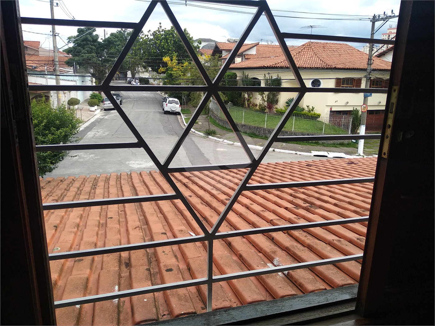 Sobrado à venda com 4 quartos, sendo 2 suítes,  em City Campo Grande, São Paulo, SP